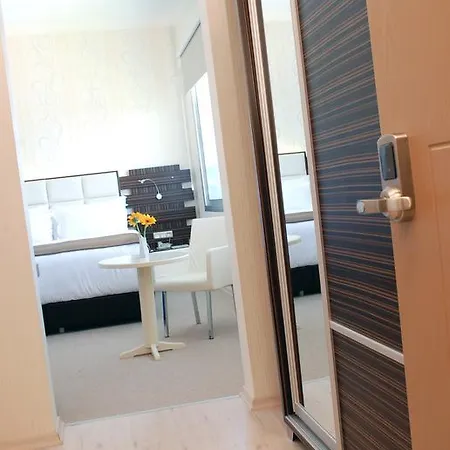 Orty Airport Hotel İzmir Chambre photo
